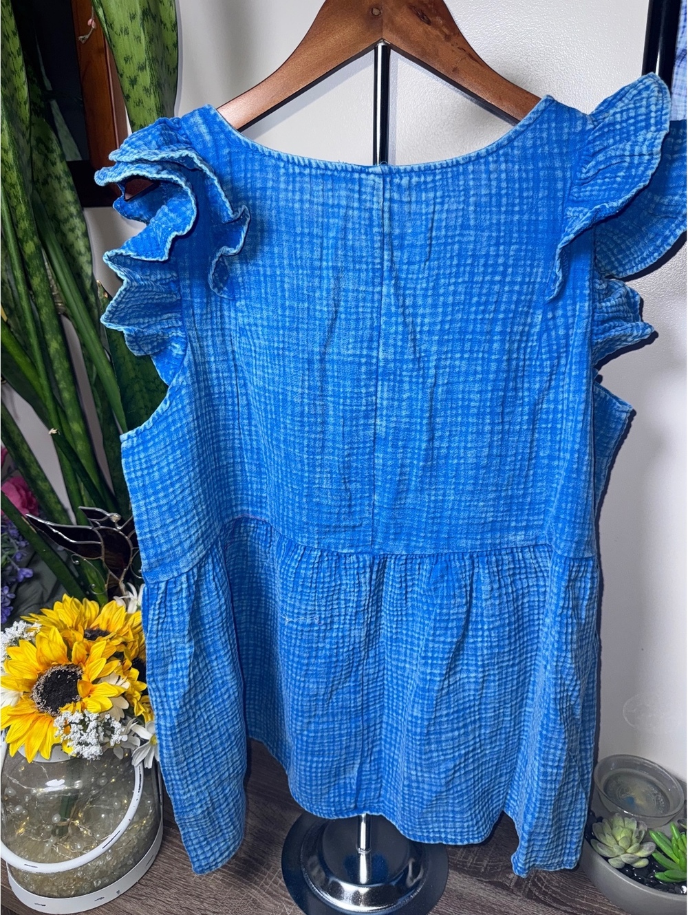 Zenana Gauze Acid Wash Ruffle Sleeve Top in Classic Blue - Picture 2 of 4